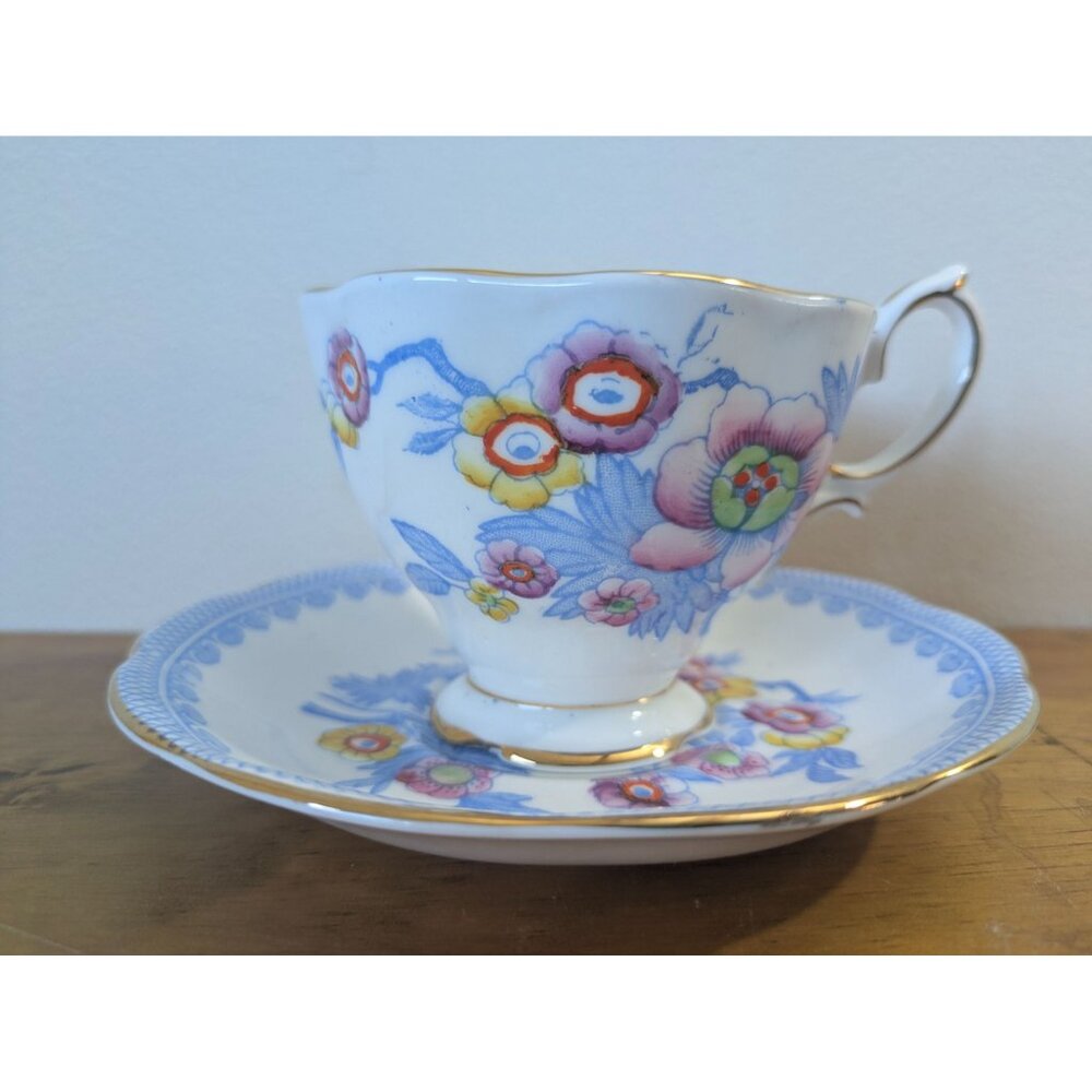 Royal Albert Bone China Tea Cup Saucer England Floral Pattern Vintage